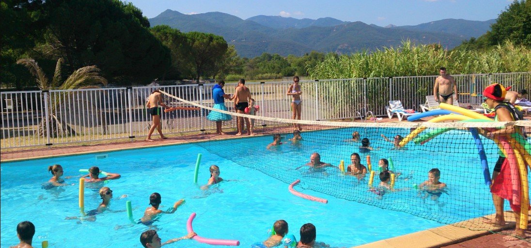 Camping les Casteillets Pyrénées Orientales la piscine